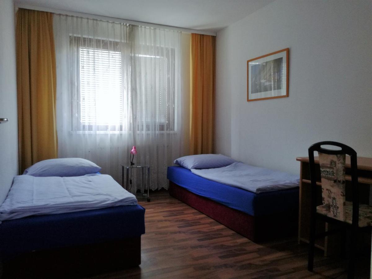 Apartment City-Vic Bécs Szoba fotó